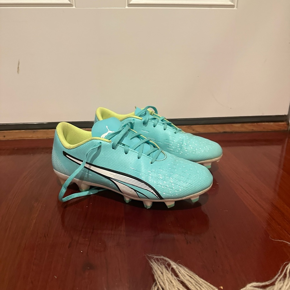 Puma Ultra Youth Soccer Cleats